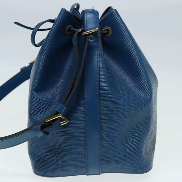 LOUIS VUITTON Epi Petit Noe Shoulder Bag Blue  LV Auth EUC - Picture 2 of 2
